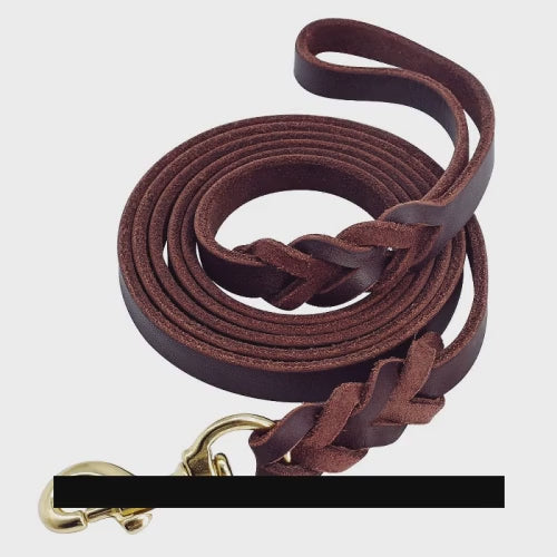 Introducing our durable braided leather dog leash, perfect for medium to large pets. Made from genuine leather, this leash offers both durability and comfort. Its strong braided design ensures high-quality guarantee while providing maximum control during walks. Available in black and deep brown colors, you can choose the one that suits your pets personality best. With three different sizes (S - 120cm, M - 160cm, L - 210cm), this leash offers a total length of 4ft to 8.5ft! Dont compromise on style or functi